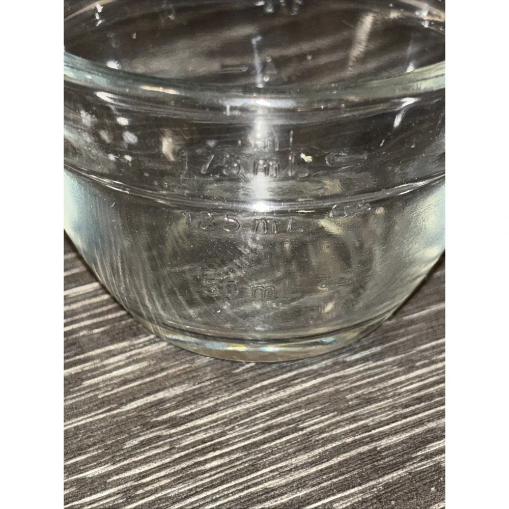 The Pampered‎ Chef 175ml Clear Glass Measuring Bowl